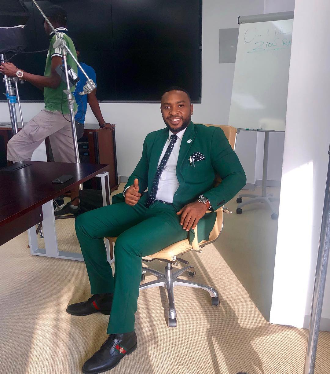Enyinna Nwigwe is rocking in green suit