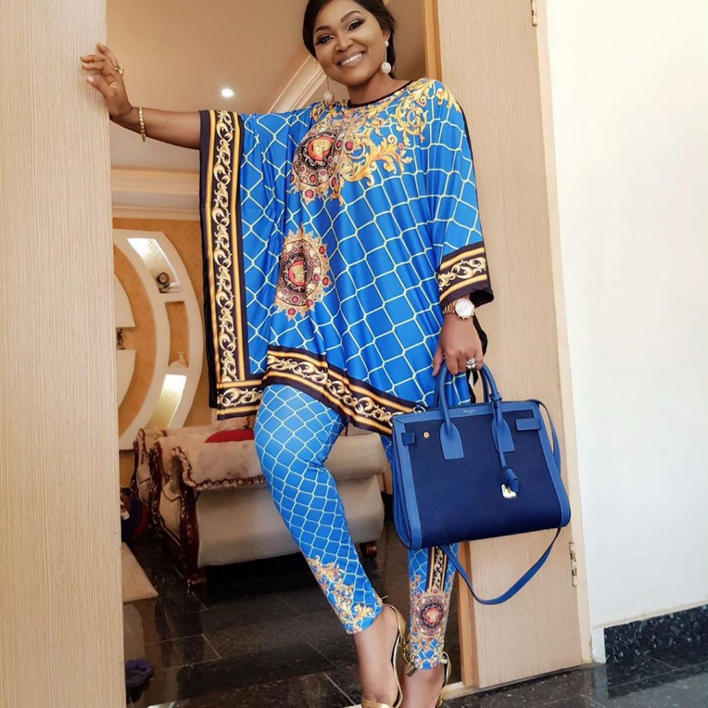 mercy aigbe looks gorgeous on her attire